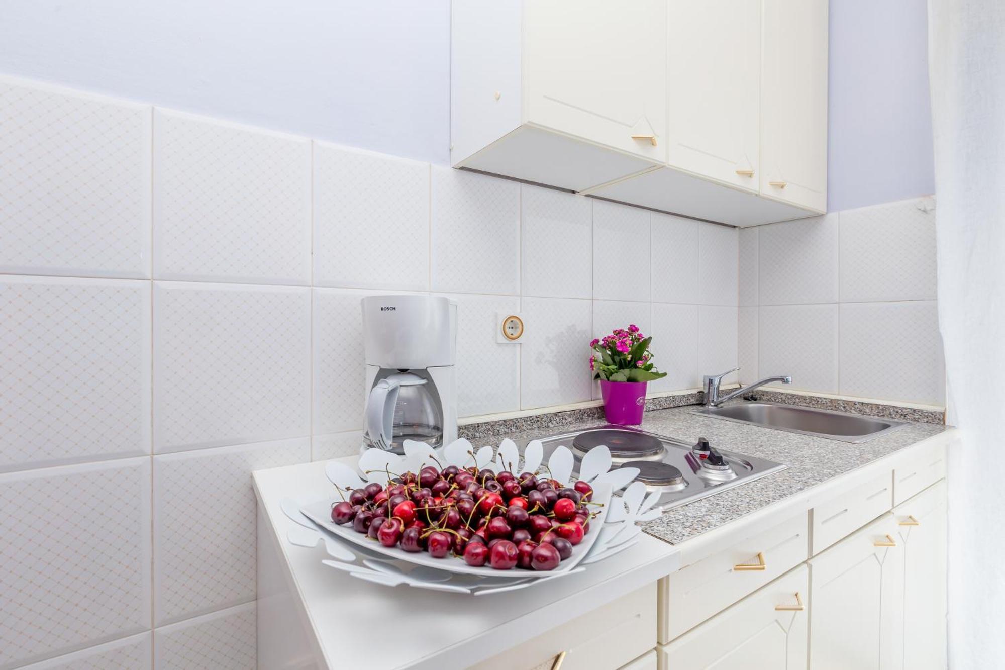 Ava Apartments Омишаль Номер фото