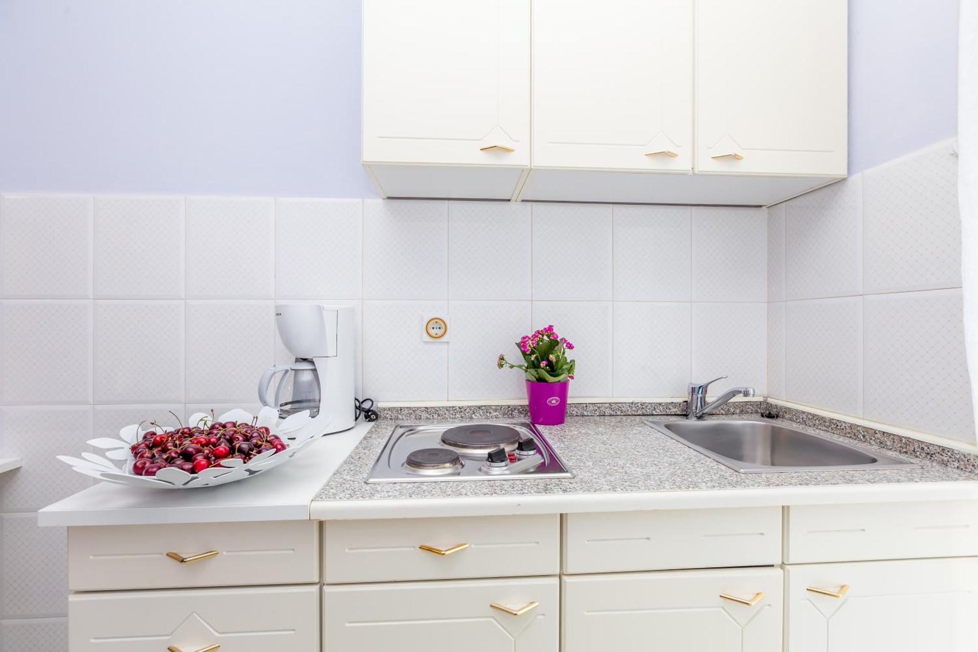 Ava Apartments Омишаль Номер фото