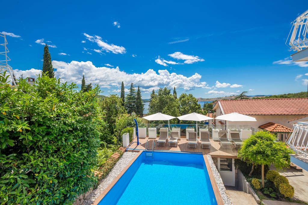 Ava Apartments Омишаль Экстерьер фото
